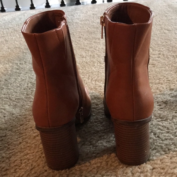 The Drop boots size 6.5 - Picture 4 of 9